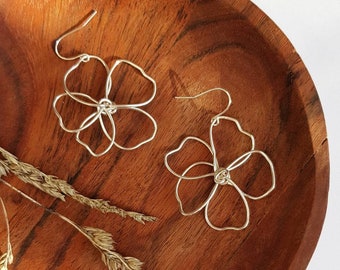 Silver wire flower earrings, delicate, hand shaped, sterling silver hooks, delicate, statement, lightweight