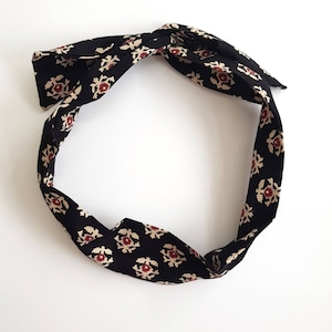 Upcycled black and cream patterned wired headband, wire hairband, hair wrap, wired bow, upcycled, eco friendly