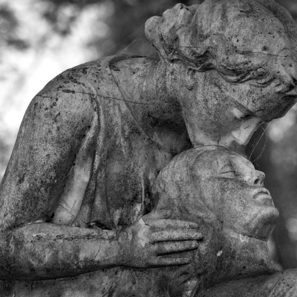 Abschied Sendezeit; Eine ergreifende Statue; Trauer, die Abschied von dem Geliebten sagt; Fine Art Fotografie; Victorian Monument