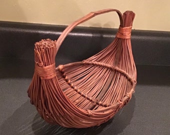 Vintage 1960s Hand Woven 12” Twig Basket • Handled • Farmhouse Decor • Mid Century • Home Decor