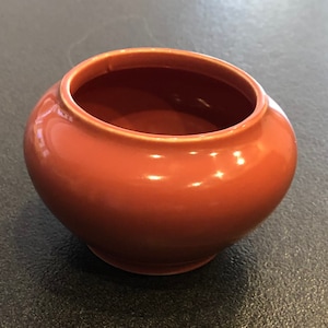 Vintage 1940s Hall Mauve Pottery Vase, Tiny Jardiniere Urn Planter, RARE 3” Wide