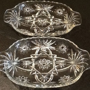 Vintage 2 Anchor Hocking Relish Bowls Star of David Early American Glass Divided Bowls 1960 Mid Century Modern EXCELLENT CONDITION image 4