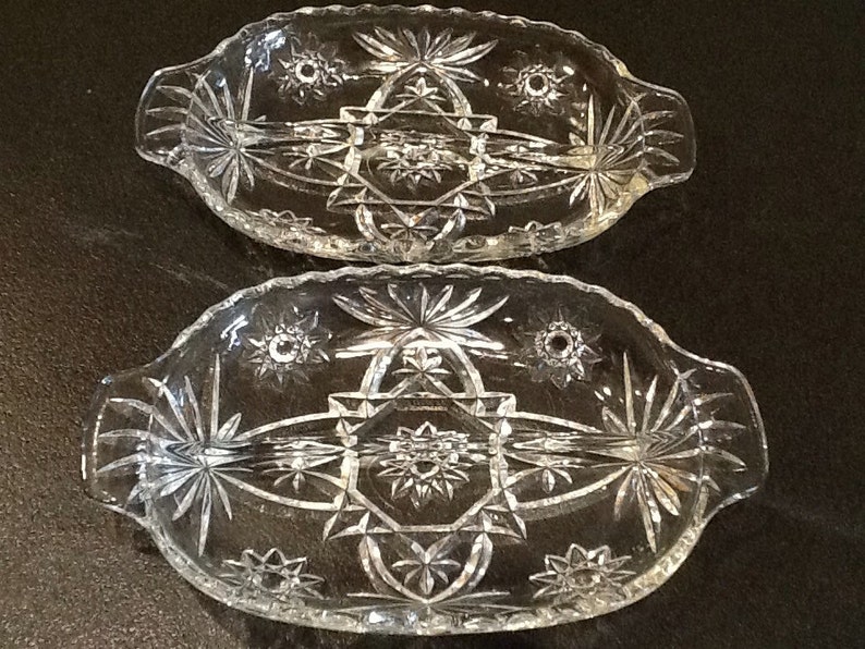Vintage 2 Anchor Hocking Relish Bowls Star of David Early American Glass Divided Bowls 1960 Mid Century Modern EXCELLENT CONDITION image 4