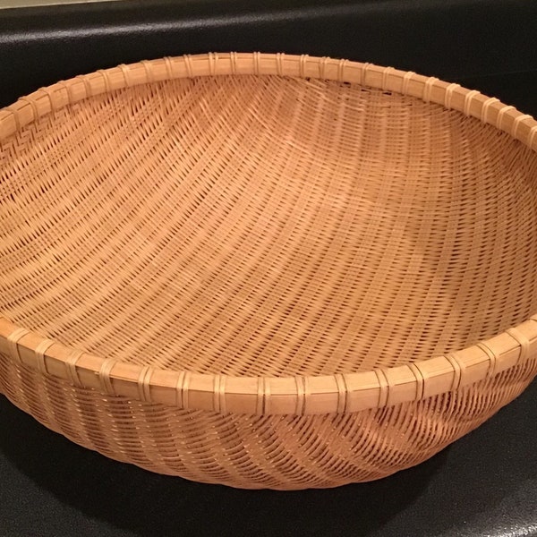 Vintage Hand Woven Winnowing Bamboo Basket <> Shallow Gathering Basket <> 15” Dia. 6” Deep <> 1960’s <> EXCELLENT CONDITION
