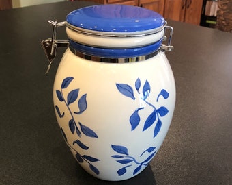 Vintage Inspirado Blue Leaves on White Ceramic Cookie Jar <> IDC Seattle, Wa. <> Airtight Lid <> 1990s  <> EXCELLENT CONDITION