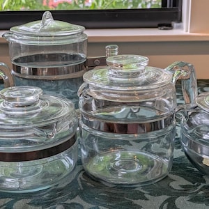 Vintage Pyrex Flameware Coffee 7754 7756 7826 4 6 cup Teapot 8126 teapot blue