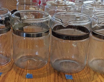 Café vintage en vaisselle de flammes Pyrex 7826 8106 Années 1940 Années 1950