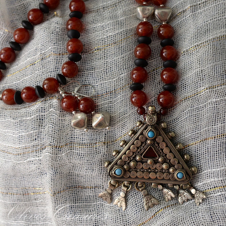 Vintage Turquoise/Carnelian Pendant Triangle Tuareg Necklace image 5