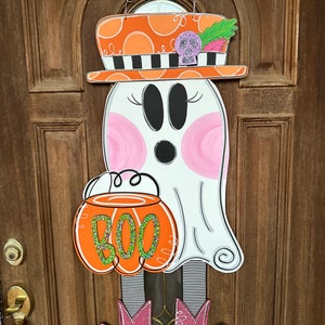 Ghost door hanger, hand painted, wood cut out, cute ghost, Halloween decor, Halloween door hanger