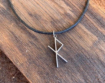 Rune Pendant for Safe Travels