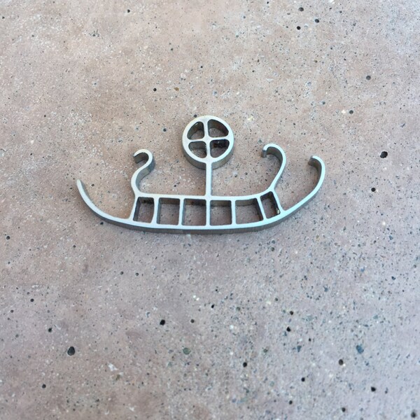 Helleristninger / Petroglyph Viking Ship with Sunwheel pendant