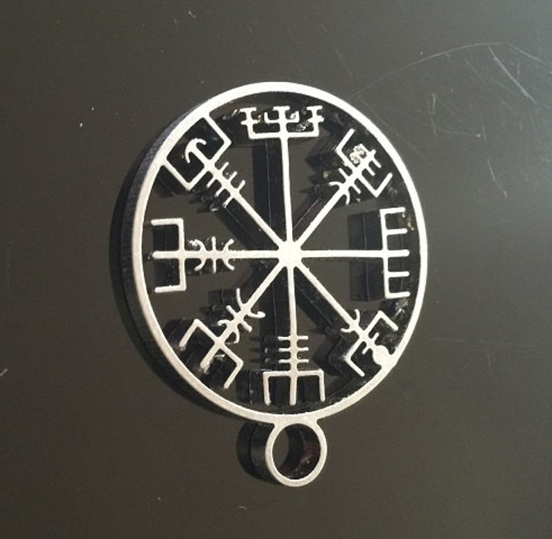 Vegvisir Pendant, version 2 image 3