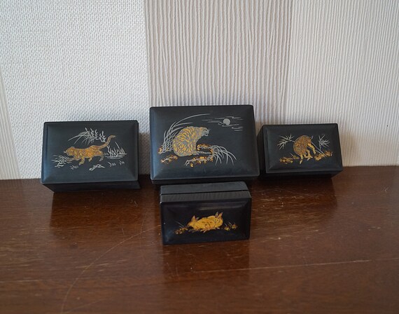 Set of 4 vintage lacquer wooden boxes, storage boxes, 4 boxes in oriental style.