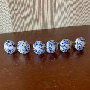 6 Ceramics drawer knobs, vintage  ceramic drawer pulls.