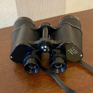 Binocolo vintage giapponese 7×50. Ideale per attività all'aperto, opera, teatro e corse automobilistiche.