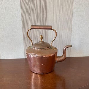 Antique copper teapot with lid, large size old copper kettle.