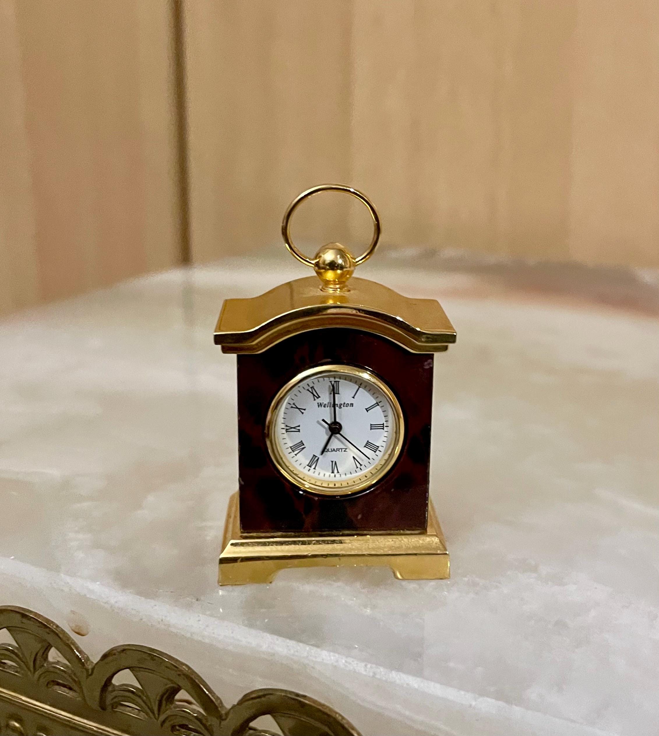 Small Battery Clocks Canada