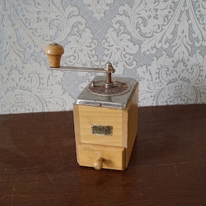 Vintage Coffee Grinder, Wooden Coffee Grinder, Coffee Mill.