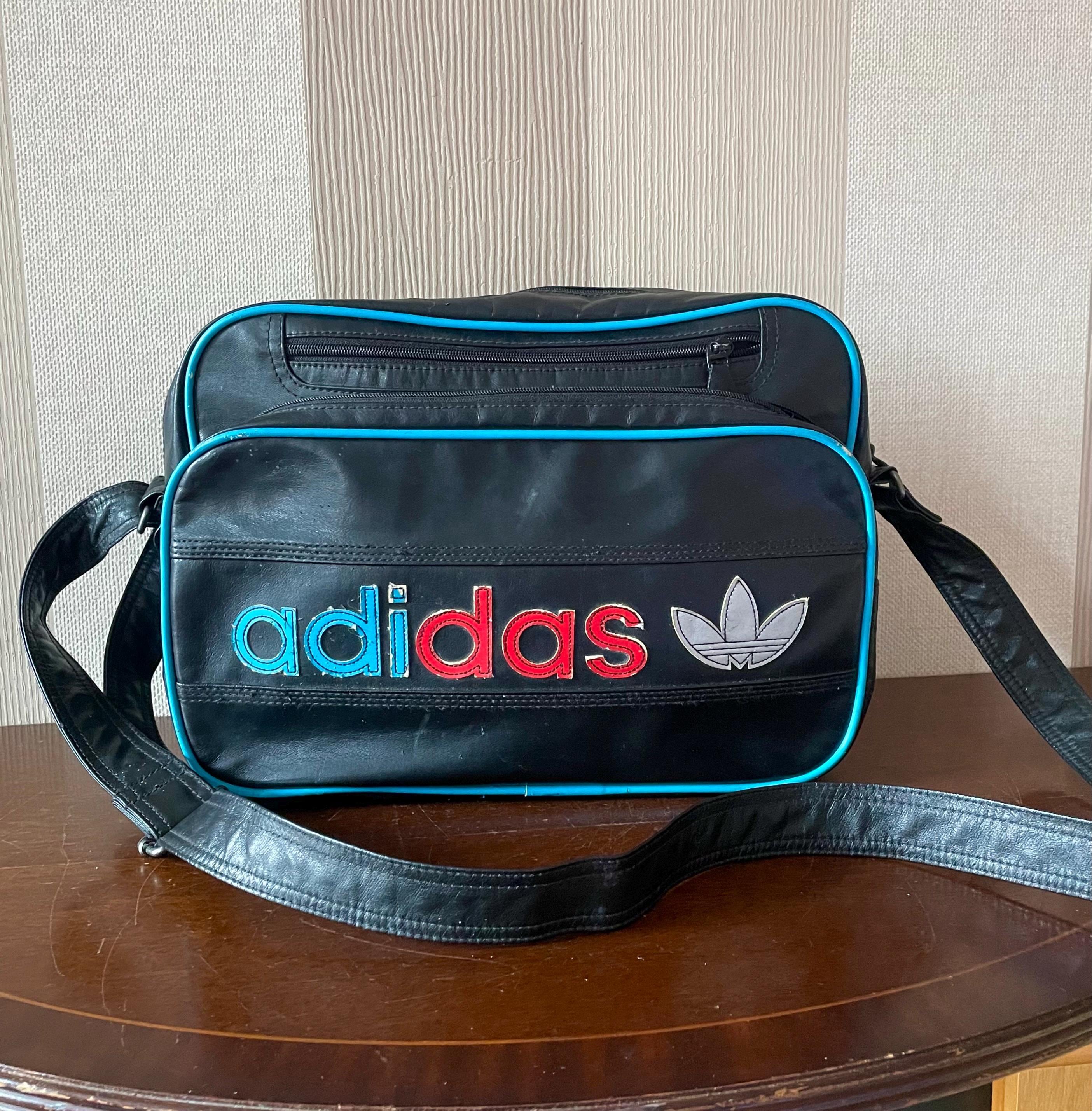専用。adidas ヴィンテージバッグ　ブラック×イエロー il_1080xN.6705406653_4twr.jpg