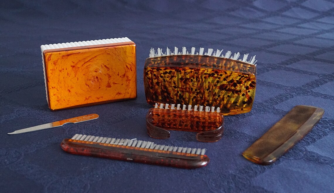 Vintage Vanity Set. Travel Vanity Set With the Case. Etsy UK