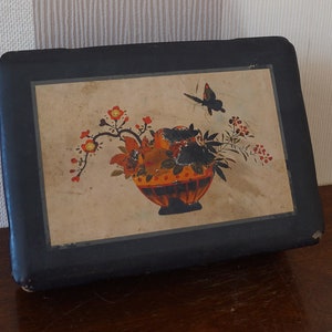 Vintage Jewellery Box in Oriental Style, Black Lacquer Box Made in Japan.