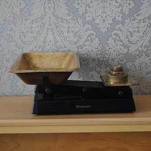 Vintage WAYMASTER  Metal Balance Scales & Weights.