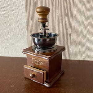 Vintage Style Coffee Grinder, Wooden Coffee Grinder, Coffee Mill.