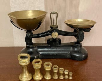 Vintage large Libra scales with brass pans and 7 brass weights, kitchen scale, market scale.