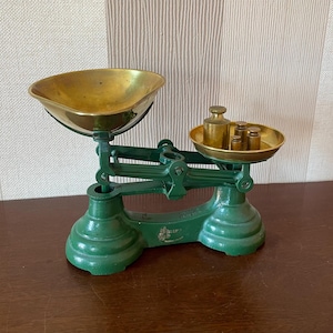 まるまるLibrasco バランススケール　イギリス天秤はかり British made Librasco green cast iron balance scales in the