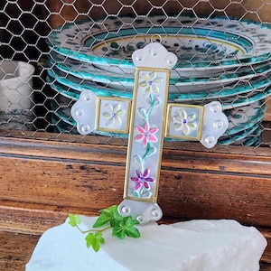 Mexico 5&quot; Tin Cross with Floral Decoration~Mexican Folk Art~Wall Decor