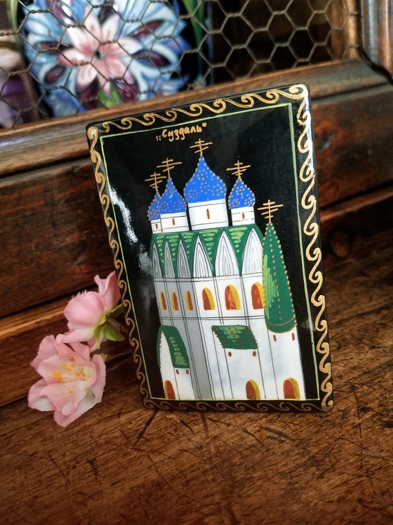 Signed Vintage RUSSIAN LACQUER Box~Black Lacquer B