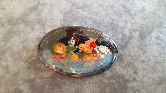 Exceptional Russian Lacquer Pin~Vintage Christmas… - image 4