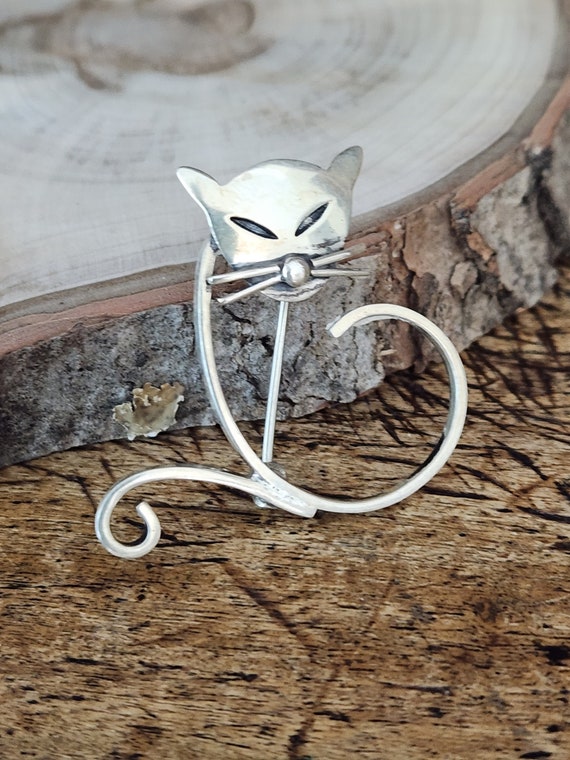 Sterling Cat Brooch MEXICO~Whimsical Cat Pin~Vint… - image 1