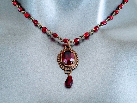 ISABELLE CA Vintage Necklace Brass & Cut Red Glass | Etsy