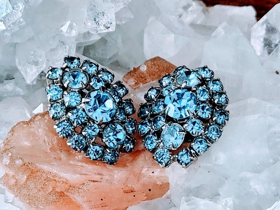 Retro Rhinestone Clip-on Earrings~Bright Blue Rhi… - image 6