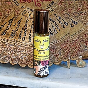 Sun Tarot Oil, Tarot Card Oil, Sun Tarot Card Oil, Essential Oil Blends, Sun Tarot Card, Oils for Tarot, Oil with Crystals, Oil with Flowers