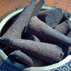 New Moon Incense, New Moon Incense Cones, New Moon, 20 Incense Cone, New Moon, Basil, Dragons Blood, Patchouli, Moon Ritual, New Moon Ritual