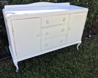 vintage changing table pink vintage white distressed french farmhouse buffet media stand nursery changing table farmhouse fixer upper style furniture table etsy vintage changing table pink vintage white distressed french farmhouse buffet media stand nursery changing table farmhouse fixer upper style furniture table etsy