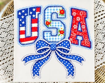 PNG de lazo de EE. UU., diseño de camiseta patriótica con aplique floral de imitación, imagen de América, fondo transparente, uso comercial, descarga