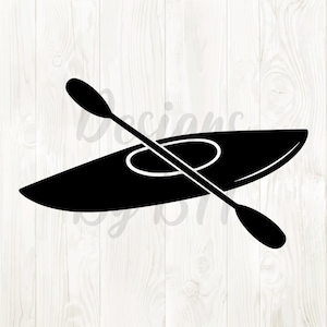 Pode incluir: Um caiaque preto com um cockpit oval branco e uma pá. A pá está posicionada diagonalmente sobre o caiaque. A imagem é um gráfico vetorial, adequado para várias aplicações.