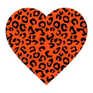 Può includere: Cuore arancione con motivo leopardato nero.