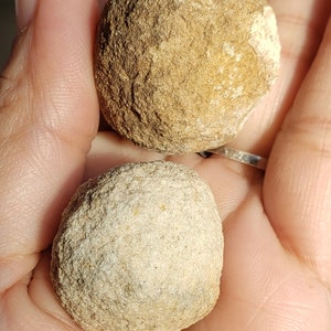 Sandstone Shaman Stone/Moqui marbles