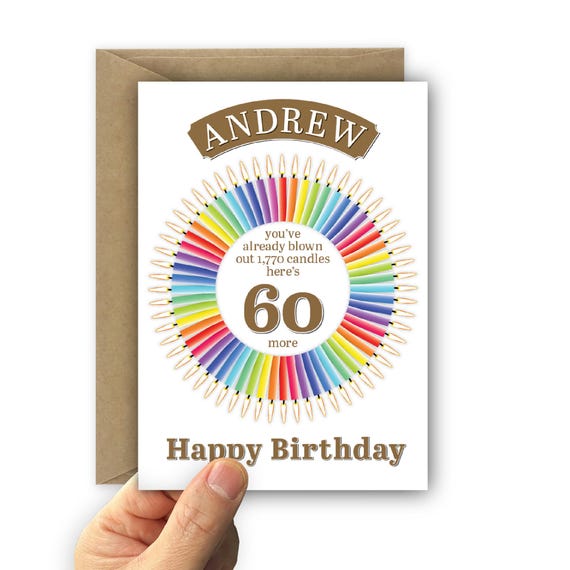 Regalo Uomo Compleanno Biglietto Auguri 60 Anni HOmty - Carta Turner 300g, Formato A4, Con Busta E Gioco Ricordo Frasi Auguri 60 Anni Donna