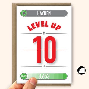 PASSEZ AU NIVEAU ! Carte personnalisée de 10 ans pour garçon ou fille Carte de 10 anniversaires amusante pour fils et fille Grande carte et options de message