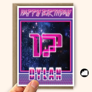 Carte personnalisée de 17 ans pour garçon Carte de 17 ans pour fils et petit-fils Synthwave Space Grande carte et options de message