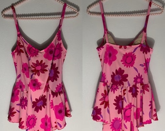 Vintage 80s pink daisies 1 piece swimsuit dress size 12