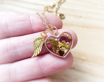Memorial necklace with your dried flowers, funeral flowers jewelry, funeral flower beads, heart necklace with petals, Memorial funeral gift