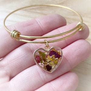 Dried flower jewelry, custom made bracelet with your flower petals, funeral flowers jewelry, Memorial bracelet, sympathy gift for loss,