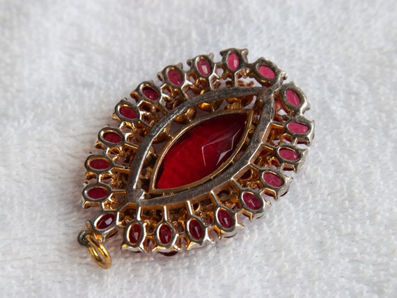 VINTAGE Elegant Rich Red Crystal Pendant - 1960s-… - image 3
