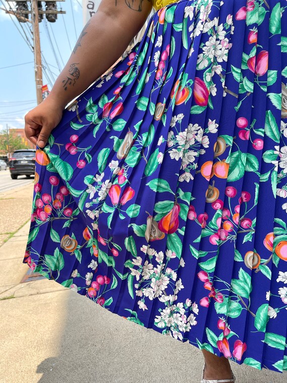 Vintage Fruit Print Pleated Midi Skirt 32" - 40" … - image 5